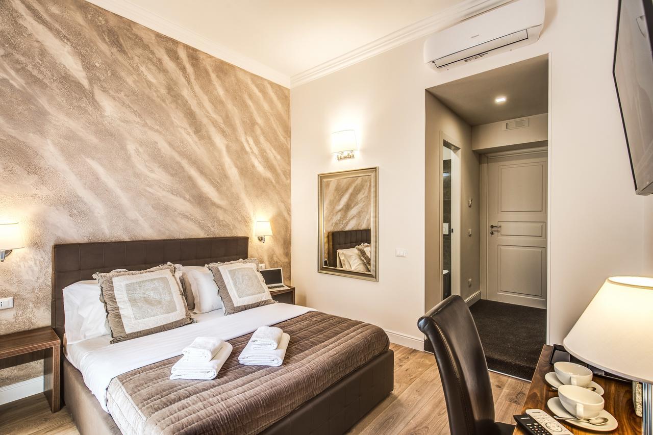 River Luxury Suites ローマ エクステリア 写真