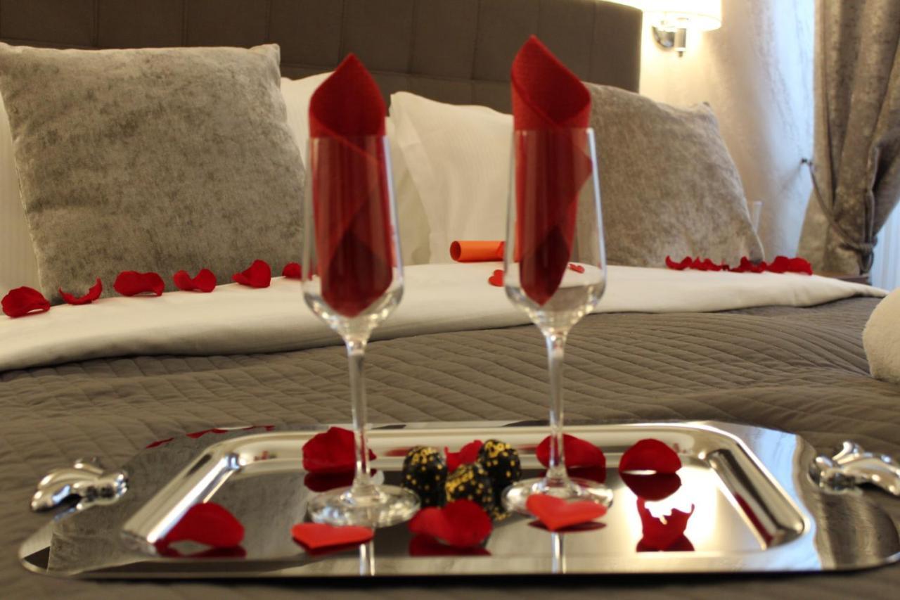 River Luxury Suites ローマ エクステリア 写真
